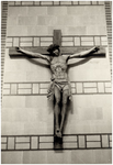 146236 Kruisbeeld in de St. Martinuskerk, 1960