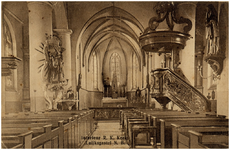 146237 Het interieur van oude St. Martinuskerk, ca. 1915