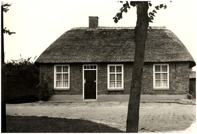146844 Monumentenzorg - Kempische boerderij, Kerkeneind 5, 1975