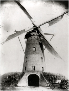 148258 Bergkorenmolen, Wilhelminalaan 18, ca. 1905