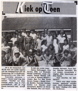 148994 Klassenfoto van de R.K.-meisjessschool (Heezerweg 347), 1956 - 1957