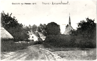 149990 Algemeen overzicht oude situatie v/h Akkerstraat. Rechts de toren der Ned. Hervormde Kerk, St. Nicaciusstraat, 1914