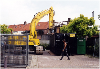 188239 Sanering van de Heistraat: leegstand en afbraak van panden ten behoeve van stadsontwikkeling van de Sassenbuurt, 1996