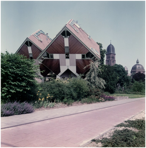 188252 Paalwoningen, Prins Hendrikstraat, 1975 - 1985