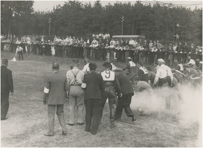 195086 Aalsterweg. Motorrijders aan de start, 08-1937