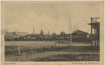 195211 Houten tribune, sportterrein, Philipsdorp, 1910 - 1920