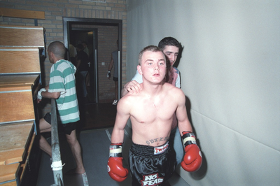 13605 Een kickboxer op weg naar het gevecht , 2003