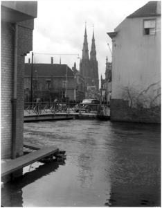 128399 Overstroming van de Oude Stadsgracht in de buurt van de brug 'Stratumseind', 29-11-1939