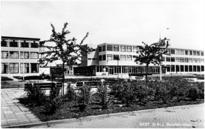 12839 BATA fabriek, Europaplein 1, vooraanzicht, 21-05-1969