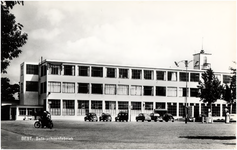 12843 Bata-fabrieksgebouw met parkeerterrein, Europalaan, 04-1968
