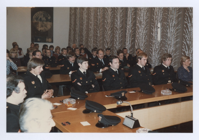 569657 Het afscheid van 2 onder commandanten van de vrijwillige brandweer te Son en Breugel, 05-11-1981