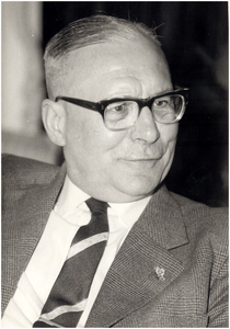 145198 Bernardus ( Ben ) Johannes Maria van Elk, gemeentesecretaris van Eindhoven 1946 - 1961, ca. 1965