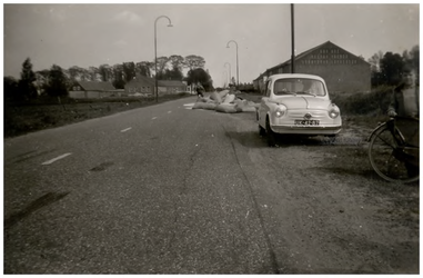  Een serie van 7 foto's betreffende de Oude Provincialeweg, 1954-1966