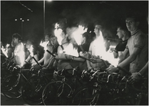 190609 Deelnemende wielrenners aan de fakkeltocht van Bayeux naar Eindhoven, 18-09-1959