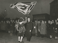 195600 Hulde aan burgemeester van Kolfschoten, Sint Catharinagilde , 13-11-1954