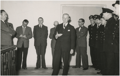 197179 Bezoek van burgemeester Kolfschoten, 29-07-1954