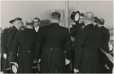  Serie van 15 foto's betreffende de installatie van burgemeester Herman Witte, 28-10-1959