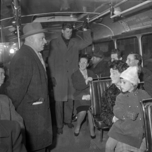 258736.001 10-miljoenste passagier in de stadsautobusdienst, december 1960