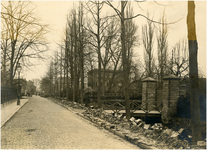 69001 Vestdijk gezien richting Ten Hagestraat: de demping van de stadsvest. Rechts huize Ravensdonck, 1929