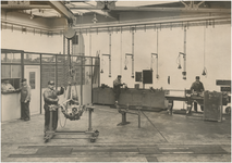 191908 Het onderhouden van het materieel door medewerkers, 1929