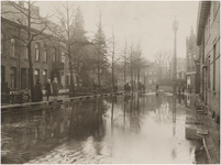 196145 Vestdijk: ondergelopen straat, 02-01-1926 - 08-01-1926