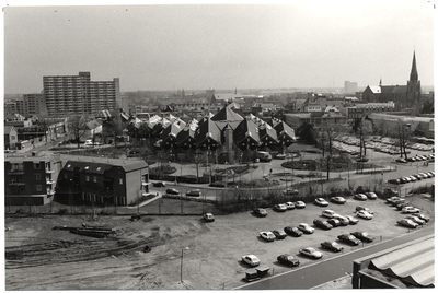 100124 Vogelvluchtfoto Helmond, gemaakt vanaf het dak van het hoofdgebouw van Diddens & Van Asten (Didas). Linksonder ...