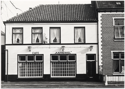 100622 Beugelsplein 12, café Het Karrewiel, 1974