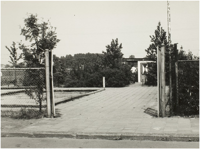 101091 Breitnerlaan. Speeltuin achter ontmoetingscentrum De Terp, 1979 - 1980