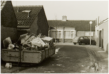 101156 De Bruijnstraat, gezien vanuit de richting van de 'Advocaat Botsstraat', 02-1985