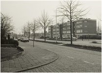 101223 Boerhaavelaan, gezien van de hoek met het Aletta Jacobsplein in de richting Europaweg, 24-02-1988