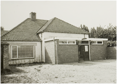 101463 Dorpsstraat 18. Gemeenschapshuis De Stip, in 1946 gebouwd als school en onderwijzerswoning, 06-09-1983