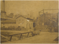 102073 Gedempte Haven. De op 8 november 1862 opgebouwde nieuwe gasfabriek. Eerste raam links is het kantoor, volgt het ...