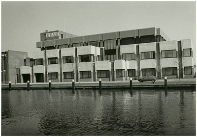 102915 Kanaaldijk N.O., nieuwbouw van EDAH, 20-03-1984
