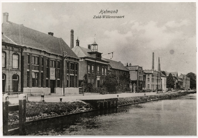 103071 Kanaaldijk N.W., gezien vanaf de Veestraatbrug. Links een gedeelte van hotel Van Will met daarnaast de ...