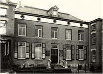 103082 Kanaaldijk N.W., kantoorgebouwen van de firma Gebroeders van Thiel (later Robur), 02-1928