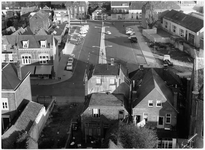 103284 Kasteel-Traverse in aanleg. De foto is genomen vanaf de Kerkstraat. Achteraan op de foto de Zuid Koninginnewal. ...