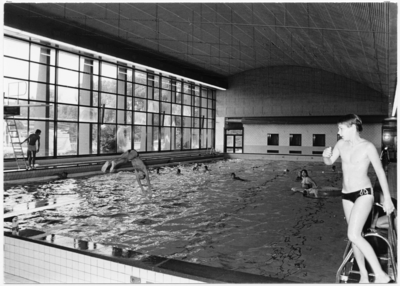 103441 Keizerin Marialaan 1, binnenbad zwembad De Wissen, 1986