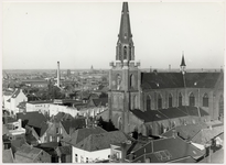 103663 Luchtopname Kerkstraat, gezien in de richting Markt. met o.a. EDAH op de hoek Markt / 'Ameidestraat'. Op de ...