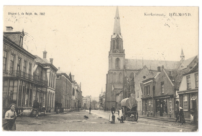 103797 Kerkstraat, gezien in de richting van de Markt. Links vooraan Van Gend en Loos, H. Colignon & Co. Rechts ...