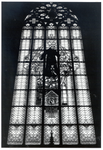 103889 Kerkstraat. Interieur kerk Sint Lambertus. Gebrandschilderd raam: De Heilige Antonius van Padua. Het raam is in ...