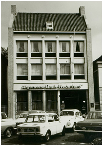 104082 Oostelijke zijde Markt, nummer 14a. Pand Algemene bank Nederland voor de verbouwing, 1966