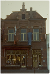 104130 Oostzijde Markt, nummer 38 t/m 40. Jeansshop, 1976