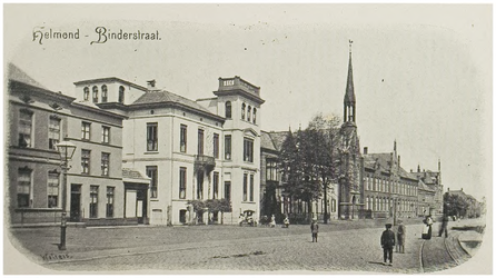 104368 Markt, westzijde. De huizen links zijn in 1904 afgebroken. Achteraan het klooster Sint Aloysius, 1894 - 1904