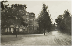 104709 Mierloseweg, gezien vanuit de richting van de 'Kromme Steenweg'. De tramrails van de Meijerijse tram naar ...