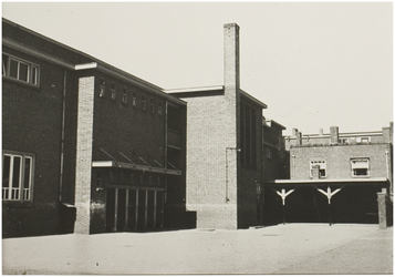 104866 Molenstraat 221. Speelplaats Sint Canisiusschool, 1930 - 1940