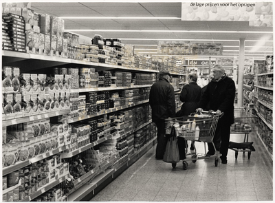 105294 Nieuwveld. Winkelcentrum De Bus. Supermarkt van de Edah. Geopend op 12 oktober 1988. Interieur, 14-03-1989
