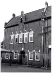 106001 Smalle Haven 4, gezien vanuit de richting 'Veestraat'. Afbraak gebouw Wit Gele Kruis en Consultatiebureau, 05-07-1982