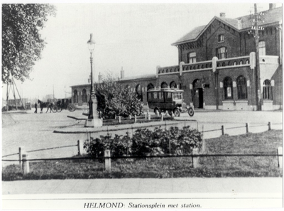 106056 Stationsplein. Voorzijde station, 1922 - 1932
