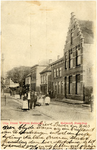 106249 Steenweg, gezien in de richting kanaal. Rechts met trapgevel, het huis van notaris A.H. Sassen, 1895 - 1905