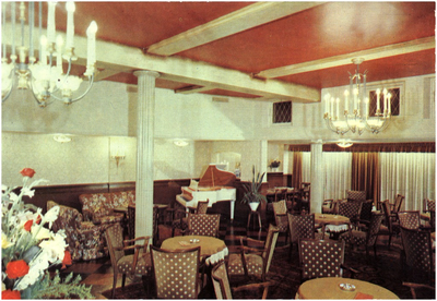 106301 Steenweg, hoek Kanaaldijk N.W., interieur van hotel West-Ende, 1955 - 1965
